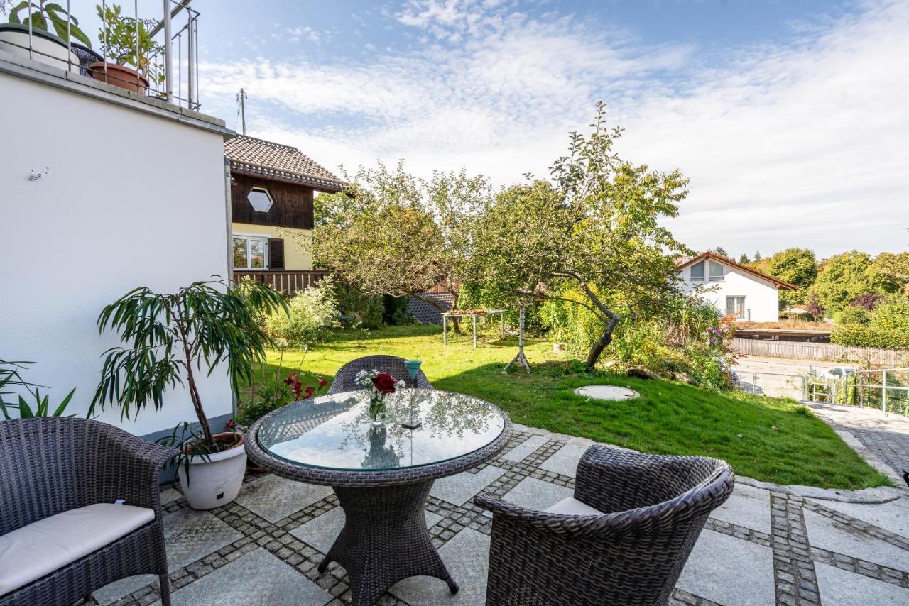 Appartment Piano Oberhaching Exteriör bild